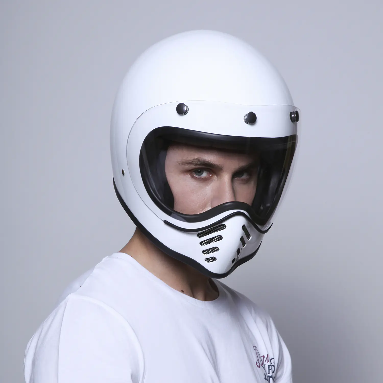 dmd.eu - SEVENTYFIVE COVER VISOR indossato