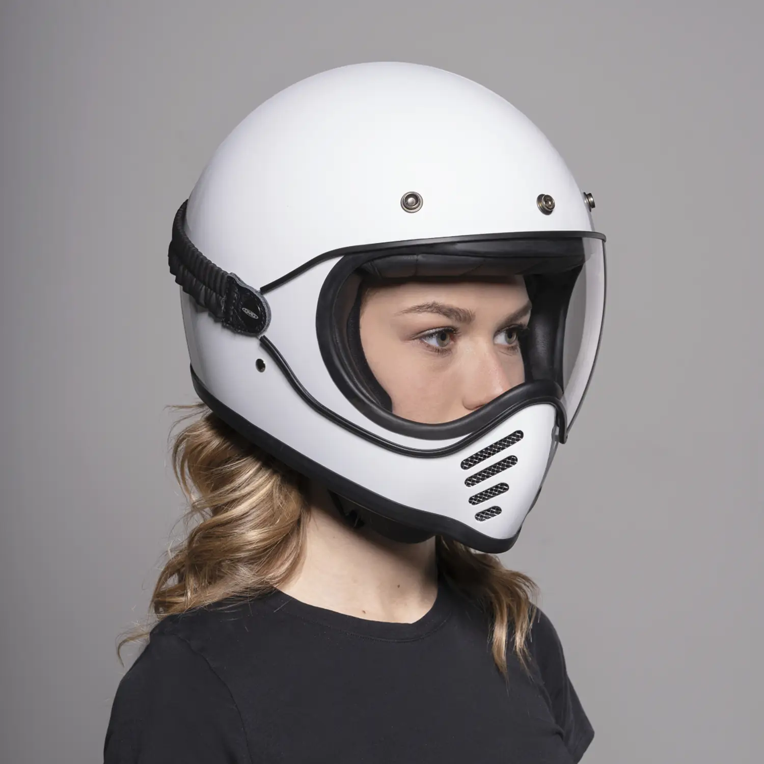 dmd.eu - SEVENTYFIVE GOGGLE indossato-2