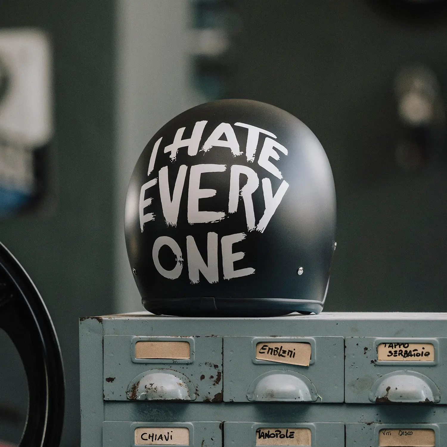 dmd.eu - I HATE EVERYONE still life